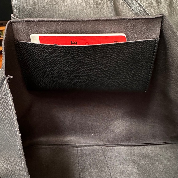 Vince Camuto vegan leather tote - Picture 6 of 7